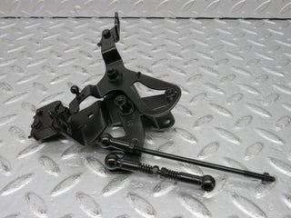 32657 Mercedes-Benz S124 300TE Wagon Throttle Linkage