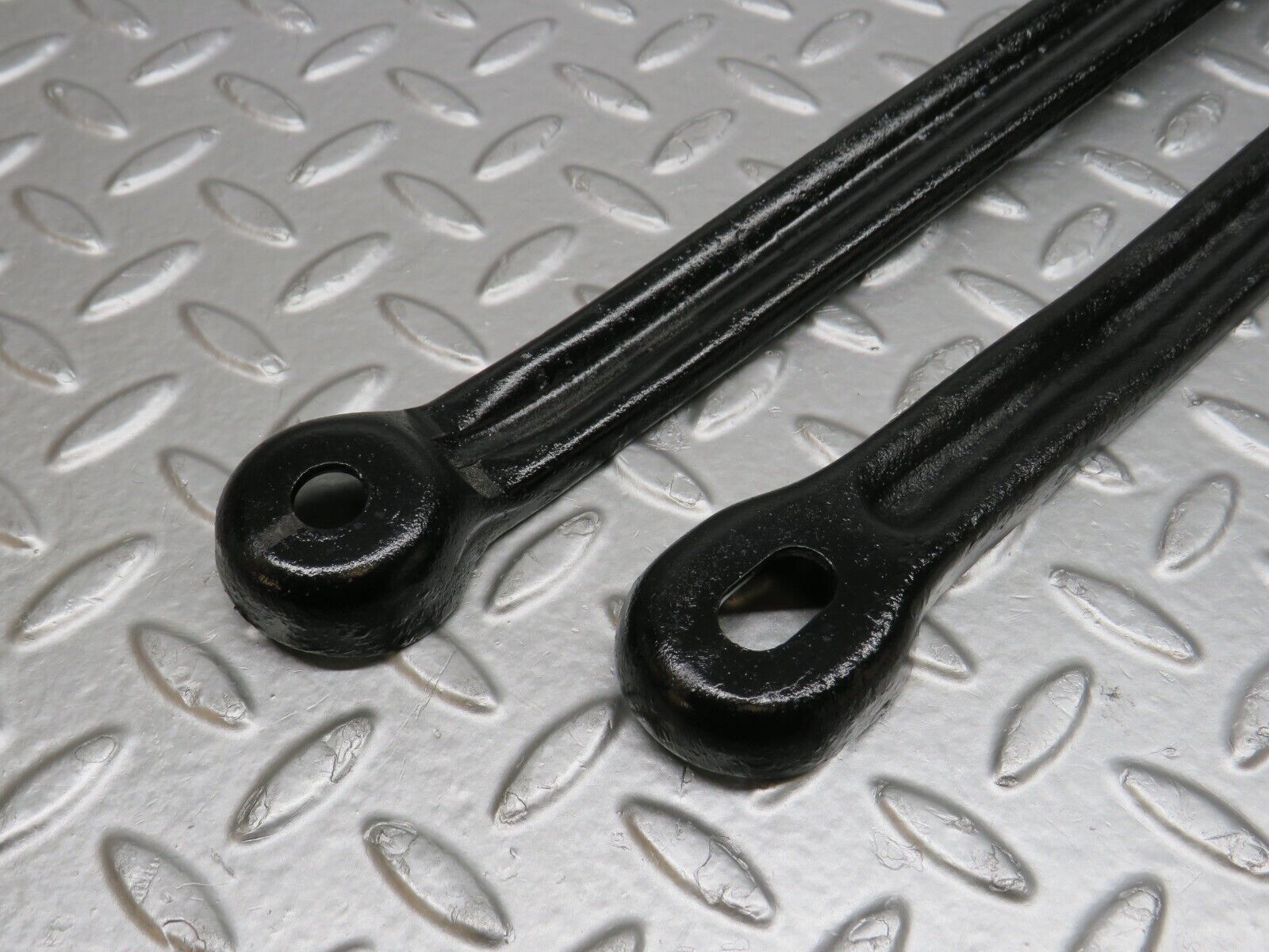 38582 Mercedes-Benz R129 280SL Coupe Front Suspension Anti Roll Bar Support Bar 2x