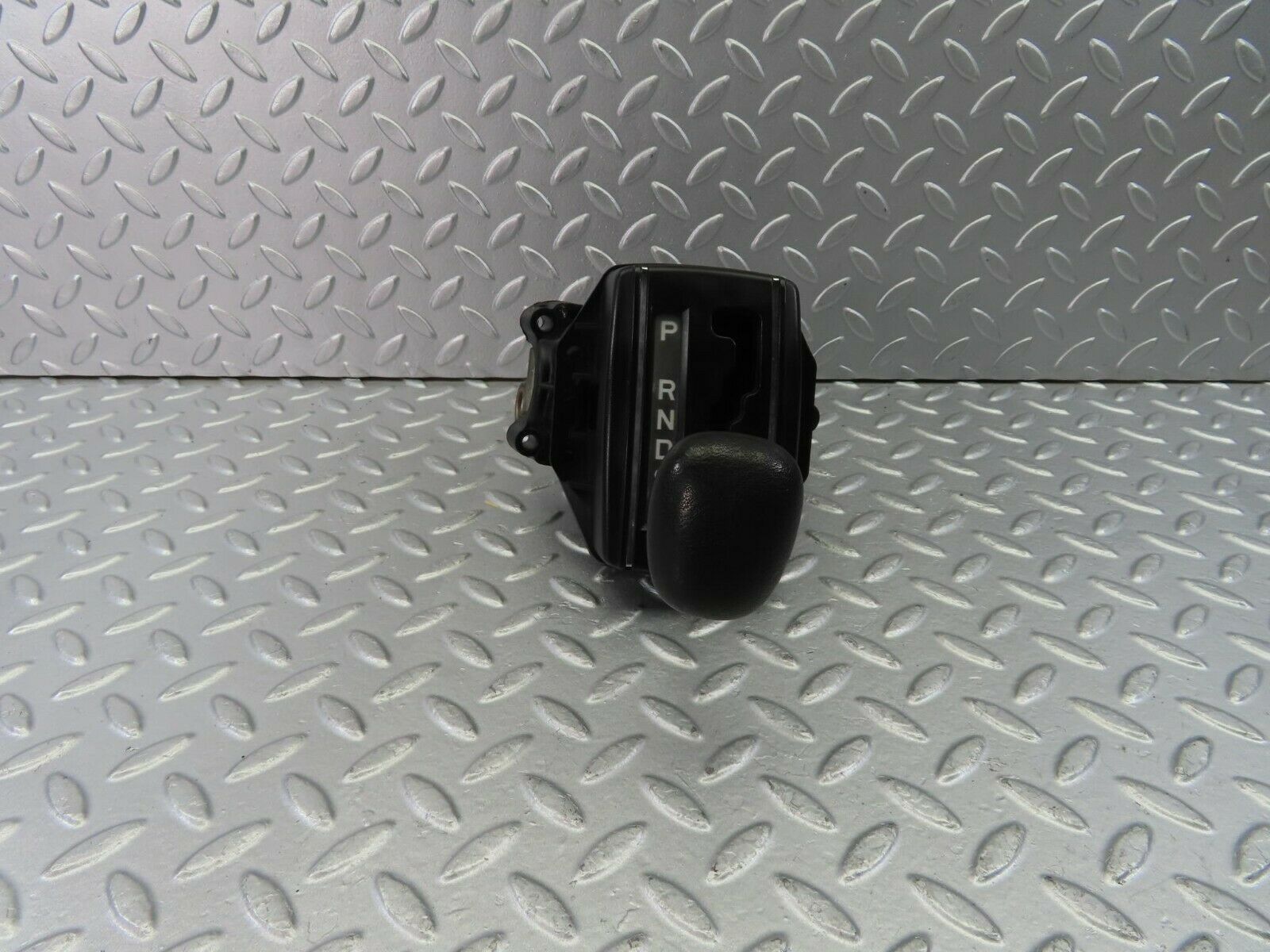 10780 Mercedes-Benz W123 230E Automatic Gear Shift Selector