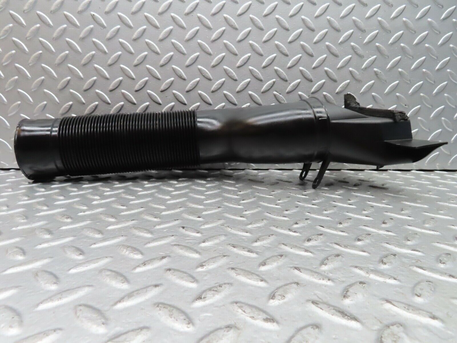 19345 Mercedes-Benz C140 CL420 Coupe Air Intake Hose Left Side 1190947582