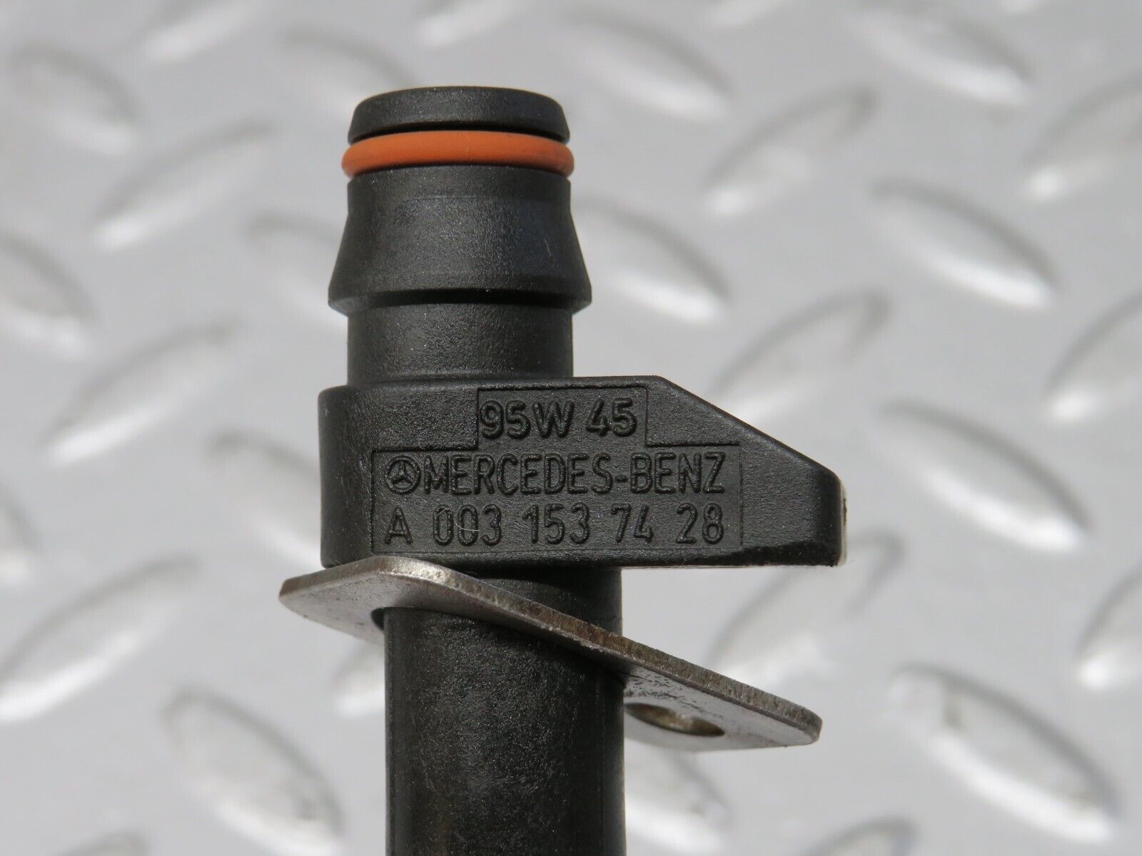 39704 Mercedes-Benz R129 320SL Coupe Crankshaft Position Sensor Bosch 0281002124 0031537428