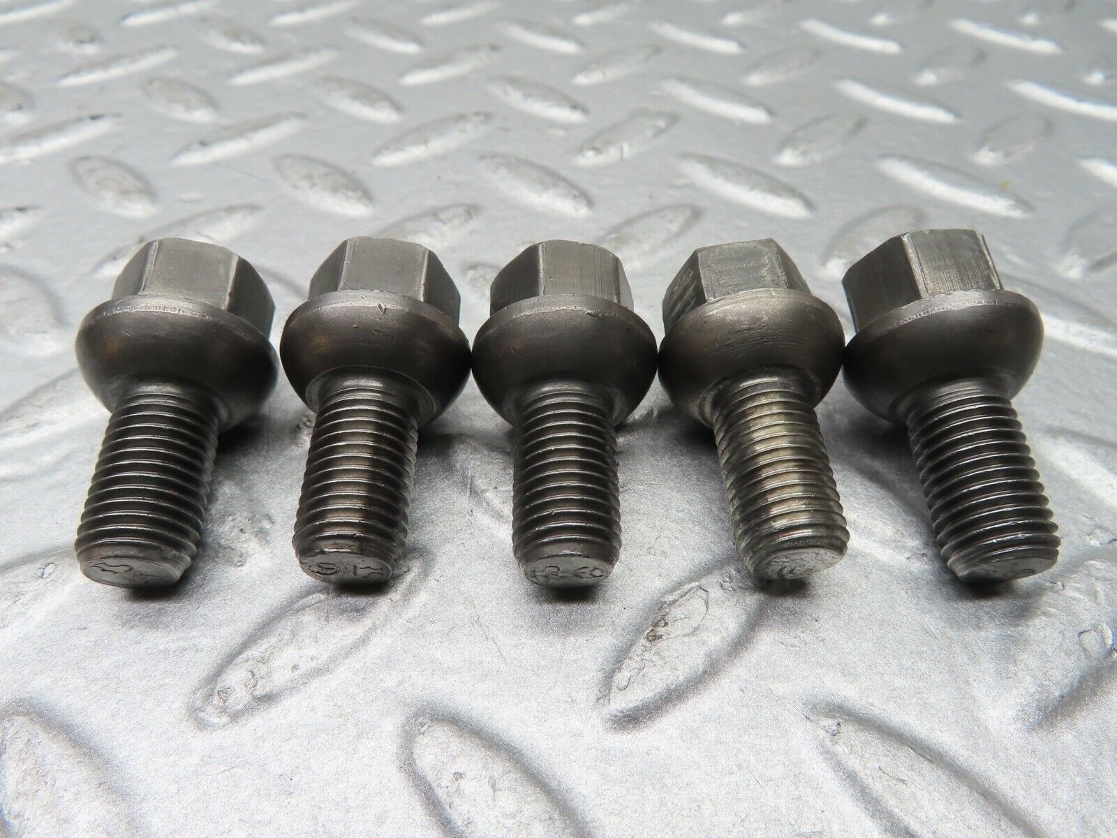 20533 Mercedes-Benz 5x Alloy Wheel Lug Bolt M12x1.5