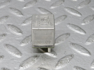 W126 multi purpose relay used OEM