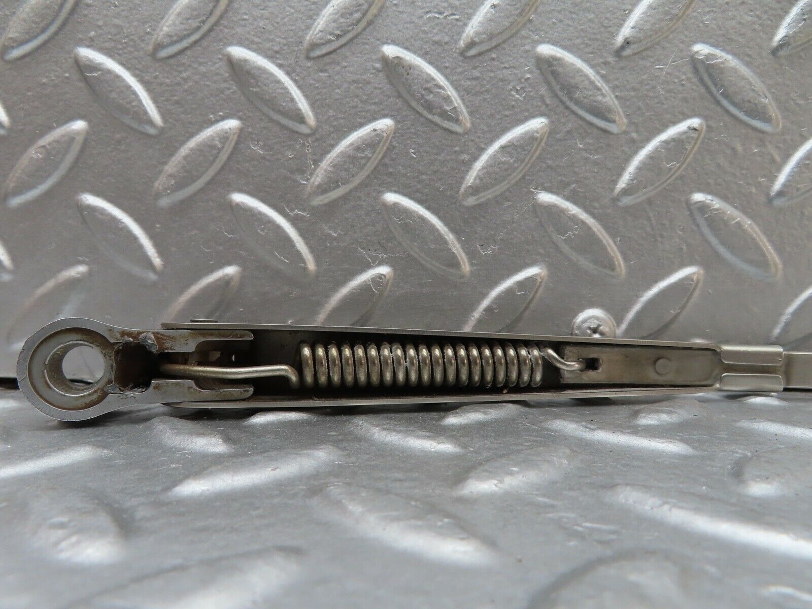 20847 Mercedes-Benz W114 250CE Coupe Wiper Arm Right Side