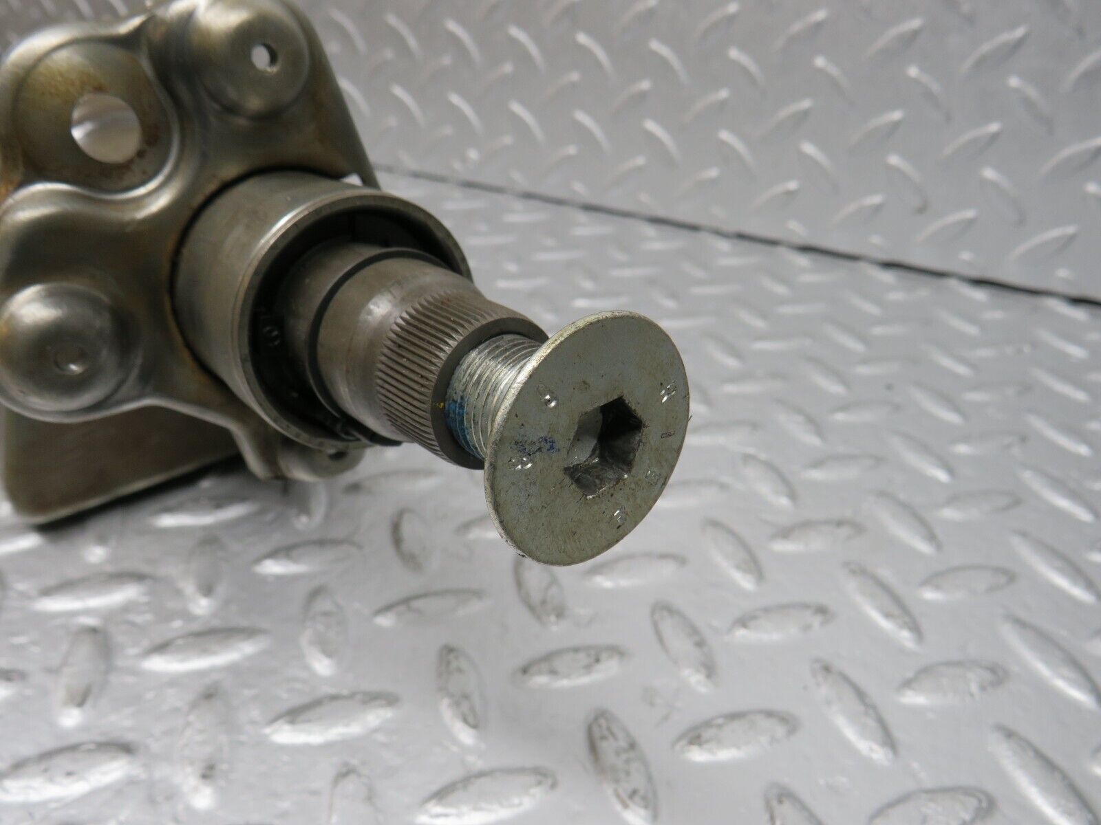 39550 Mercedes-Benz R129 320SL Coupe Steering Column
