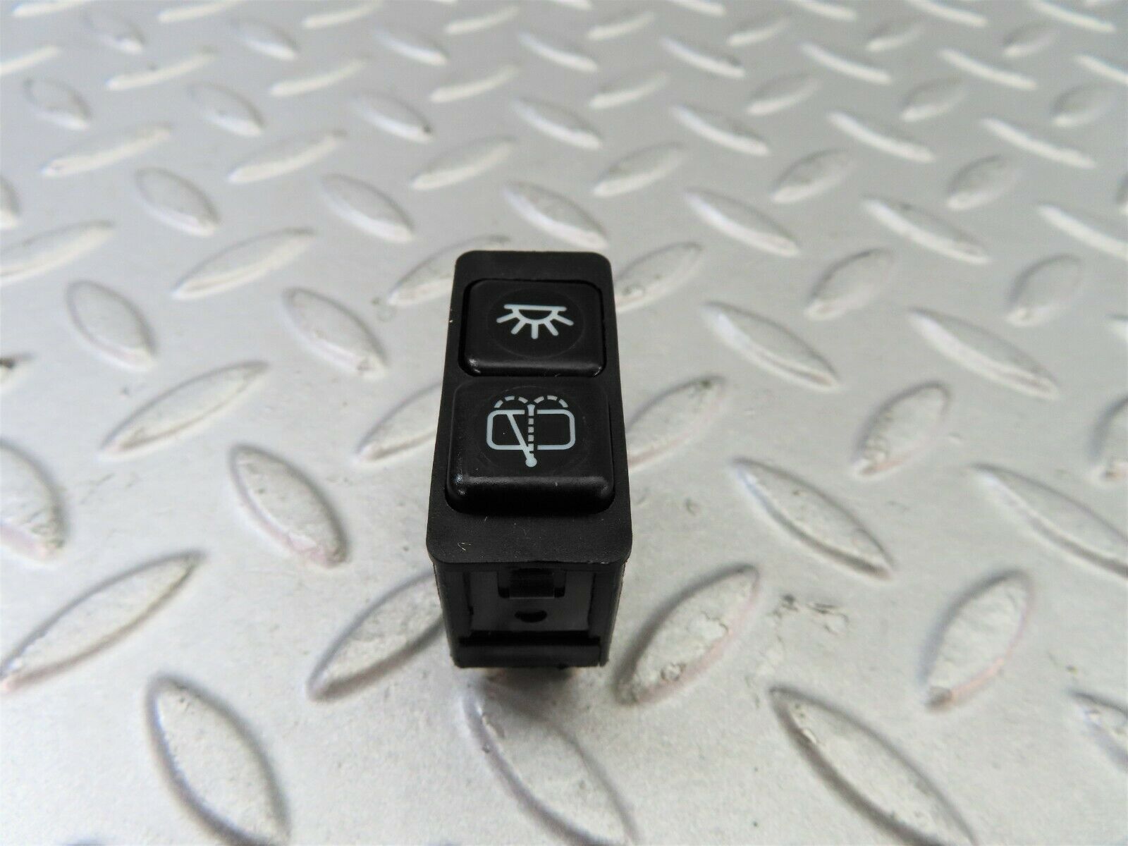 7650 Mercedes-Benz S123 230TE Wagon Rear Wiper And Light Switch 0018203510