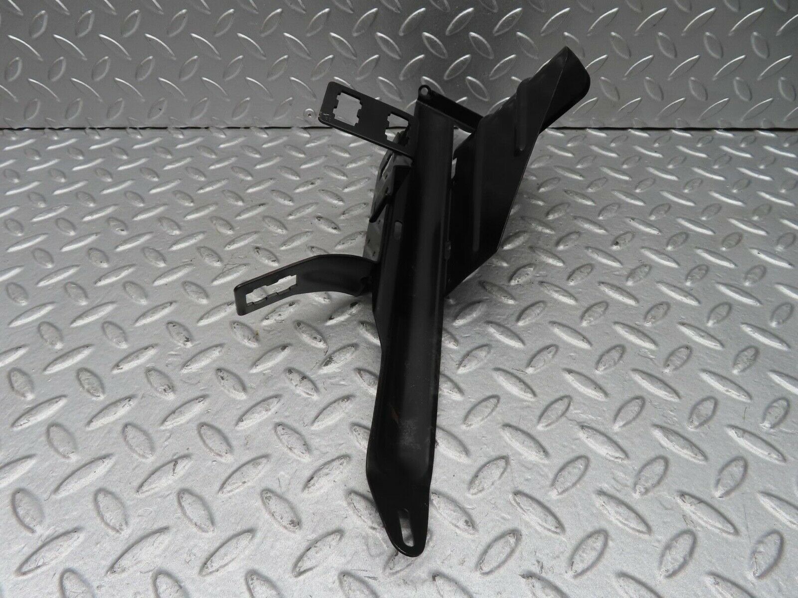 14462 Mercedes-Benz W116 350SE Relay Bracket