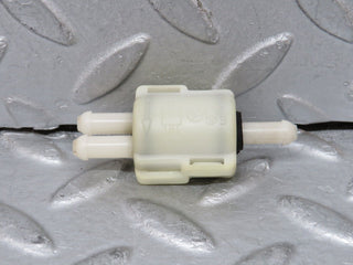 W124 Cabriolet windscreen washer fluid distributor used OEM