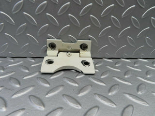 5845 Mercedes-Benz W123 200 Door Hinge 1237200037
