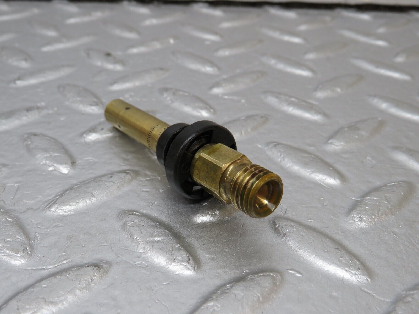 34472 Mercedes-Benz C126 380SEC Coupe Fuel Injector Bosch 0437502047