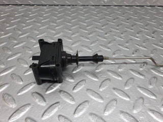 41079 Mercedes-Benz W126 300SE Rear Left Door Lock Vacuum Actuator & Knob