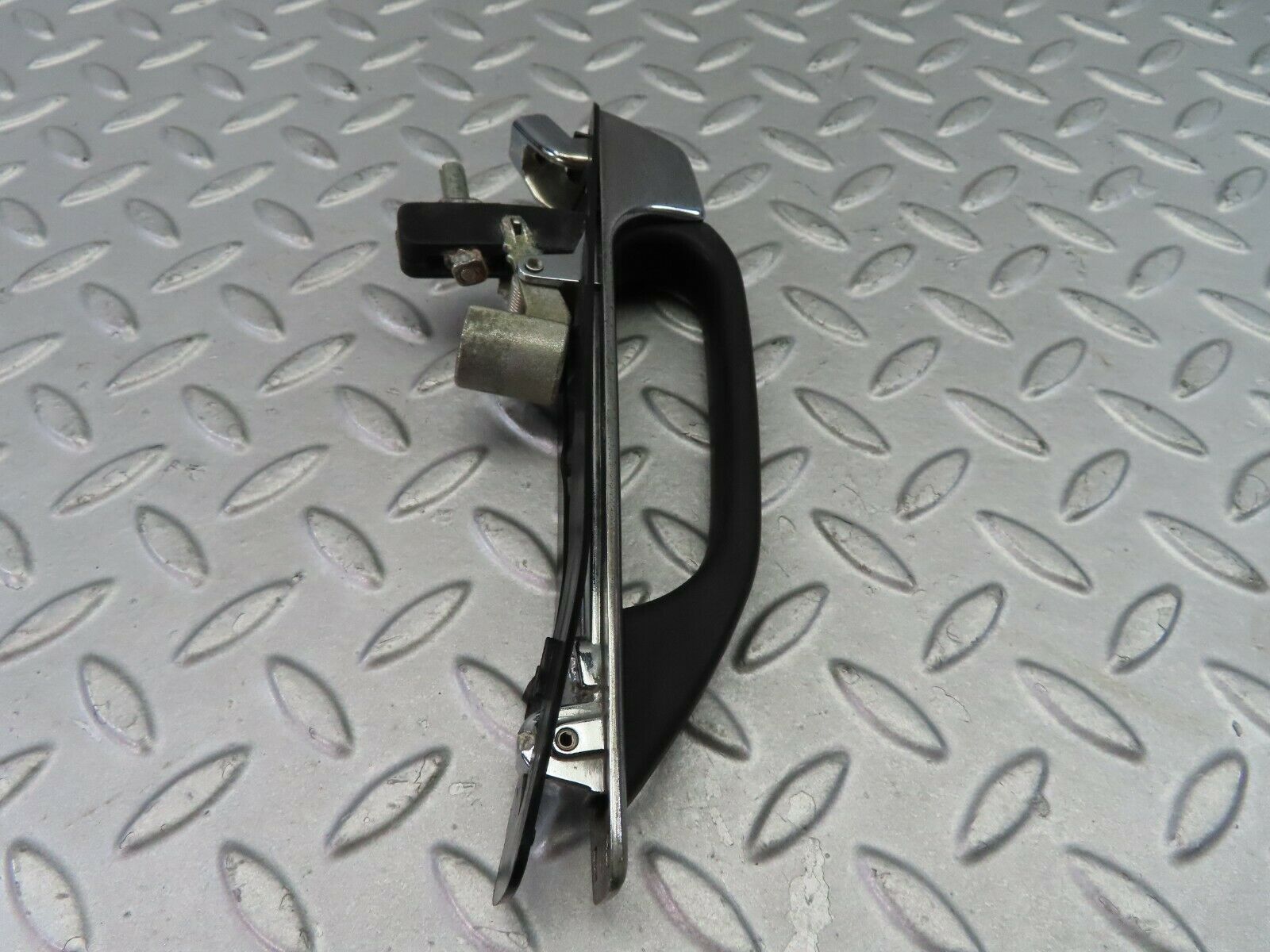 7698 Mercedes-Benz S123 230TE Wagon Exterior Chrome Door Handle 1237600359