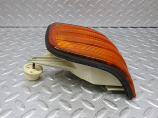 W126 front right indicator light used OEM