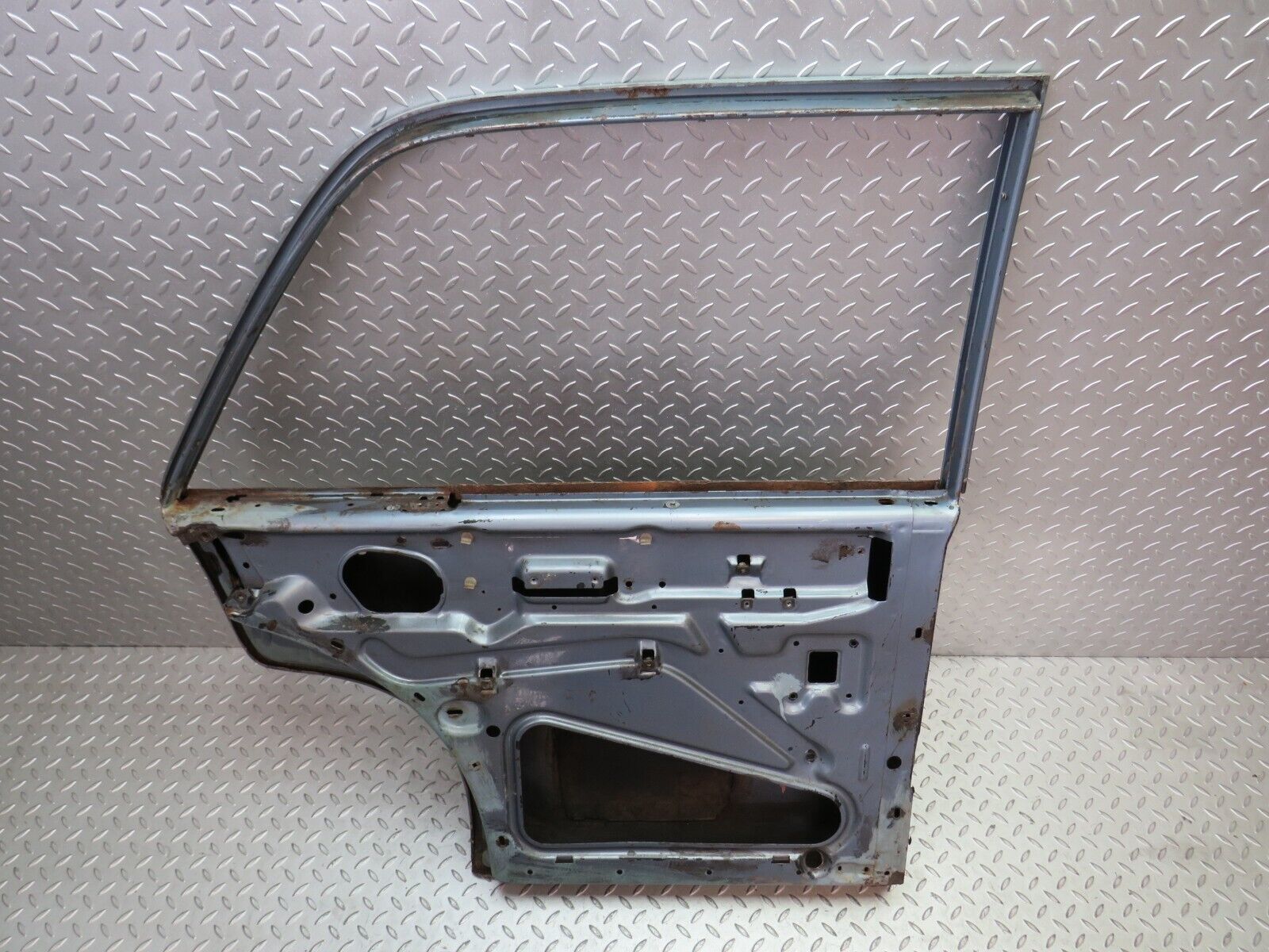 35945 Mercedes-Benz W108 Rear Left Door