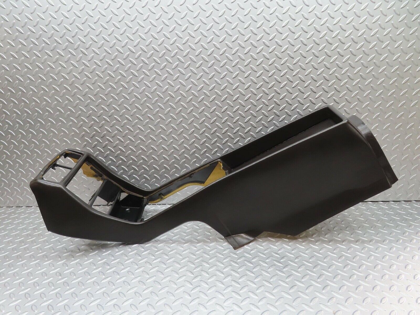 15906 Mercedes-Benz W123 280E Centre Console Black