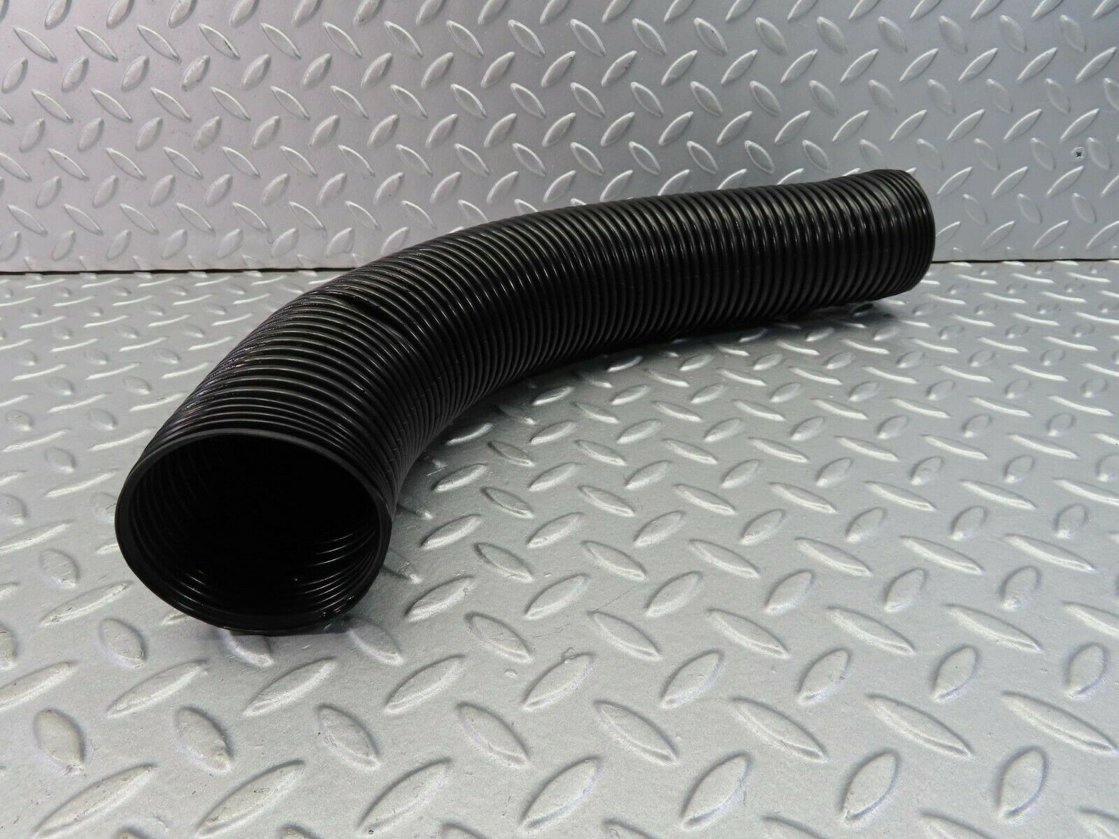 7878 Mercedes-Benz W115 220D Heater Pipe Air Pipe