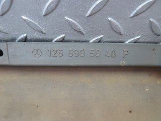 36326 Mercedes-Benz W126 420SE Side Skirt Right 1266905040 1266980230 1266980430