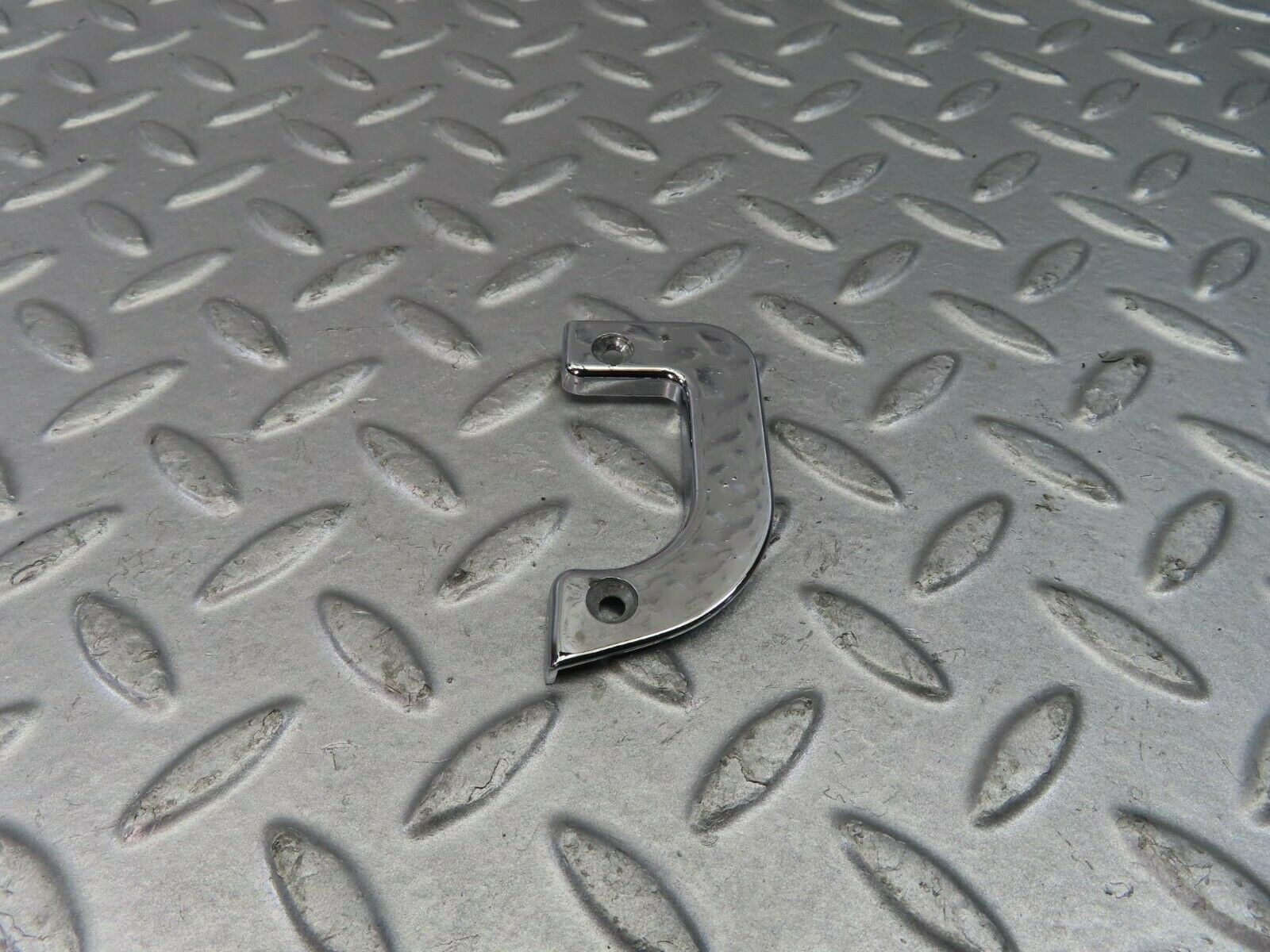 9056 Mercedes-Benz W115 Right Interior Chrome Door Latch Trim