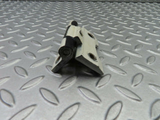 5846 Mercedes-Benz W123 200 Door Hinge 1237200037