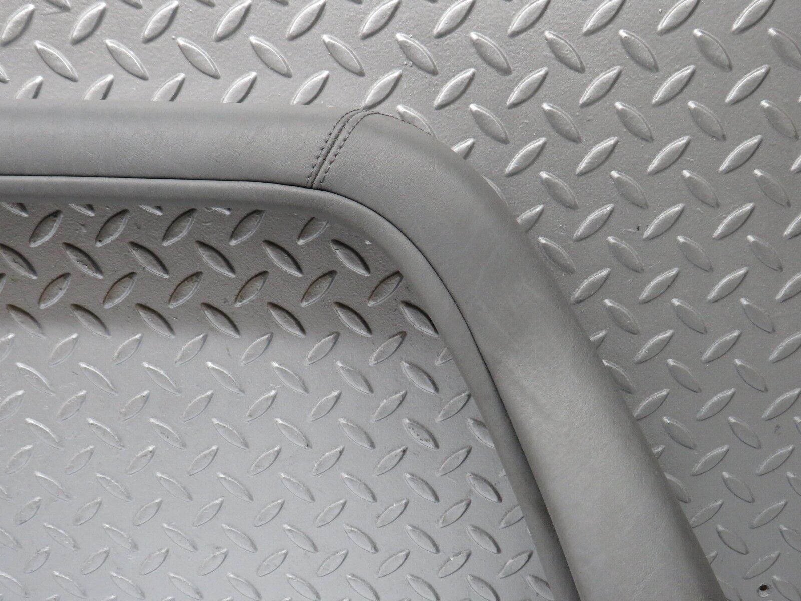 39548 Mercedes-Benz R129 320SL Coupe Roll Over Bar Grey
