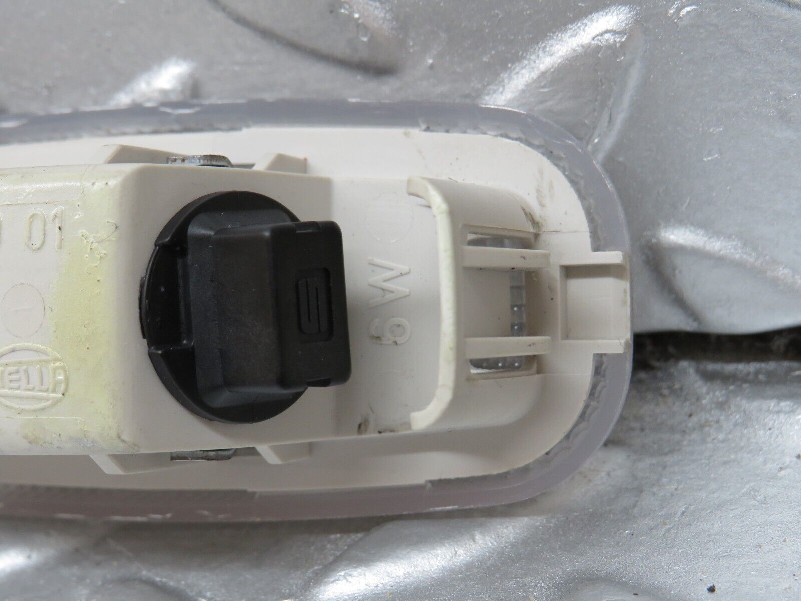 34754 Mercedes-Benz W210 320E Interior Dome Light Hella 2108204001