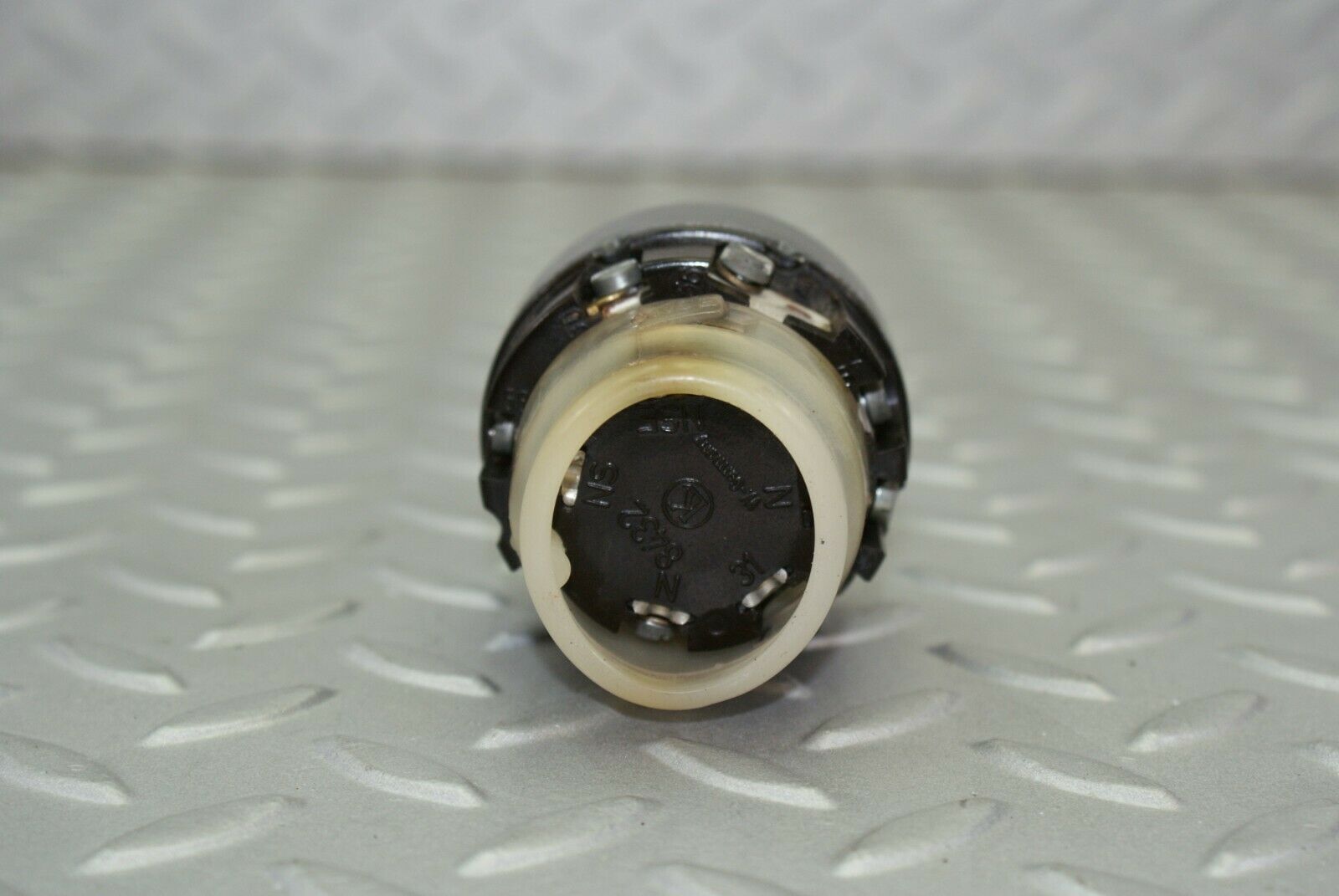 3204 Mercedes-Benz W115 220D Headlight Switch