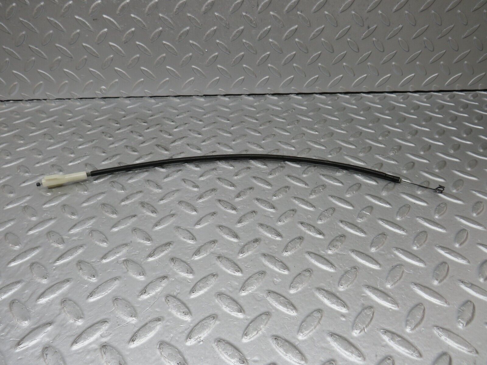 36205 Mercedes-Benz W126 420SE Heater Control Cable 1268301331