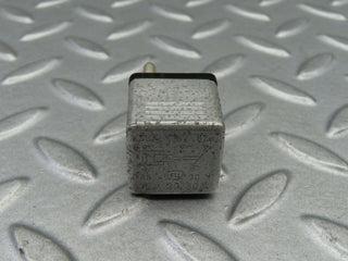 5768 Mercedes-Benz W123 200 Multi Purpose Relay 0015420219