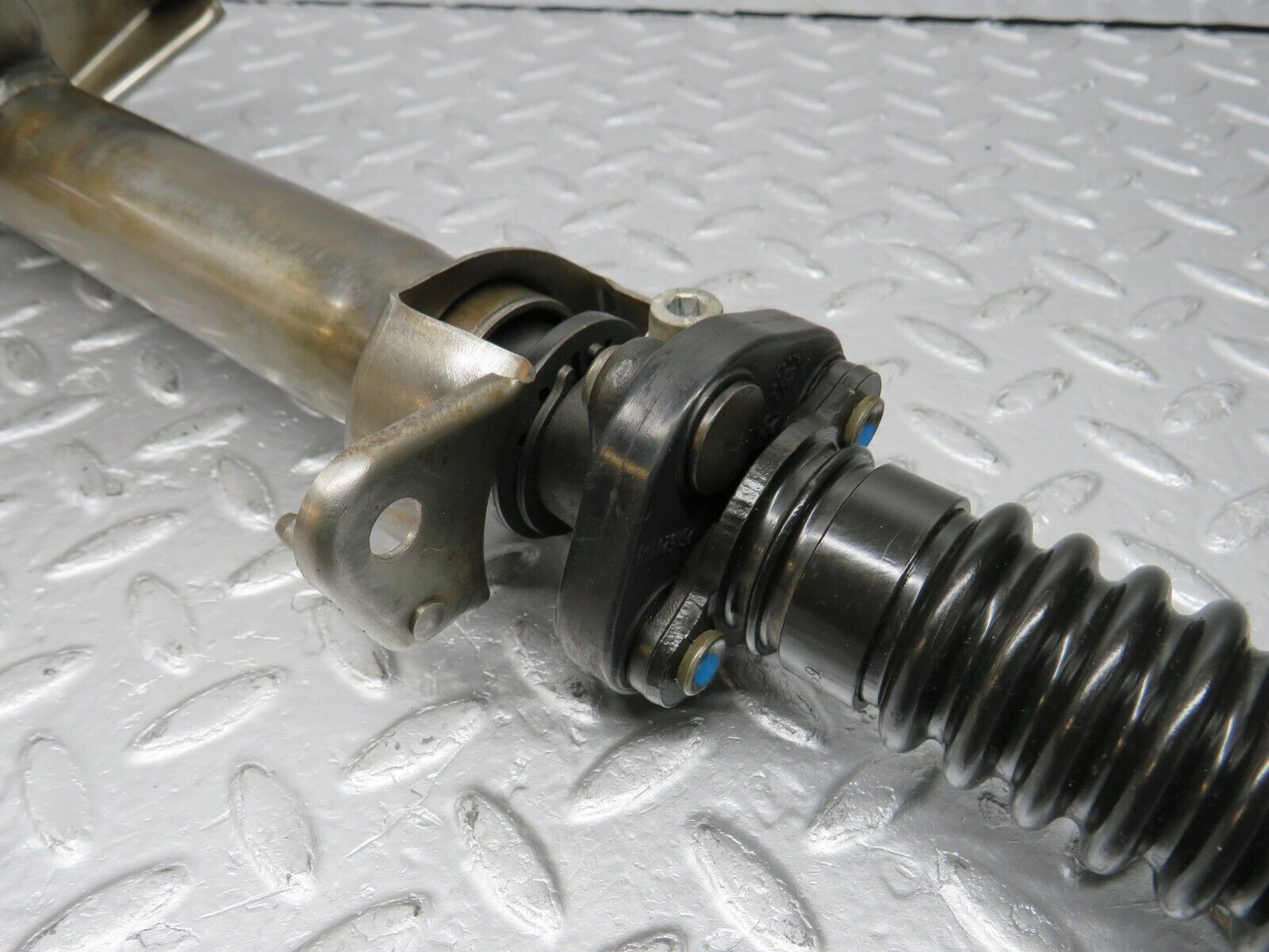 39550 Mercedes-Benz R129 320SL Coupe Steering Column