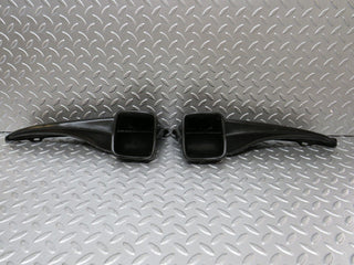 W123 air duct vent left and right side used OEM