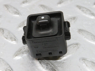 32386 Mercedes-Benz S124 300TE Wagon Electric Mirror Switch 1248201810