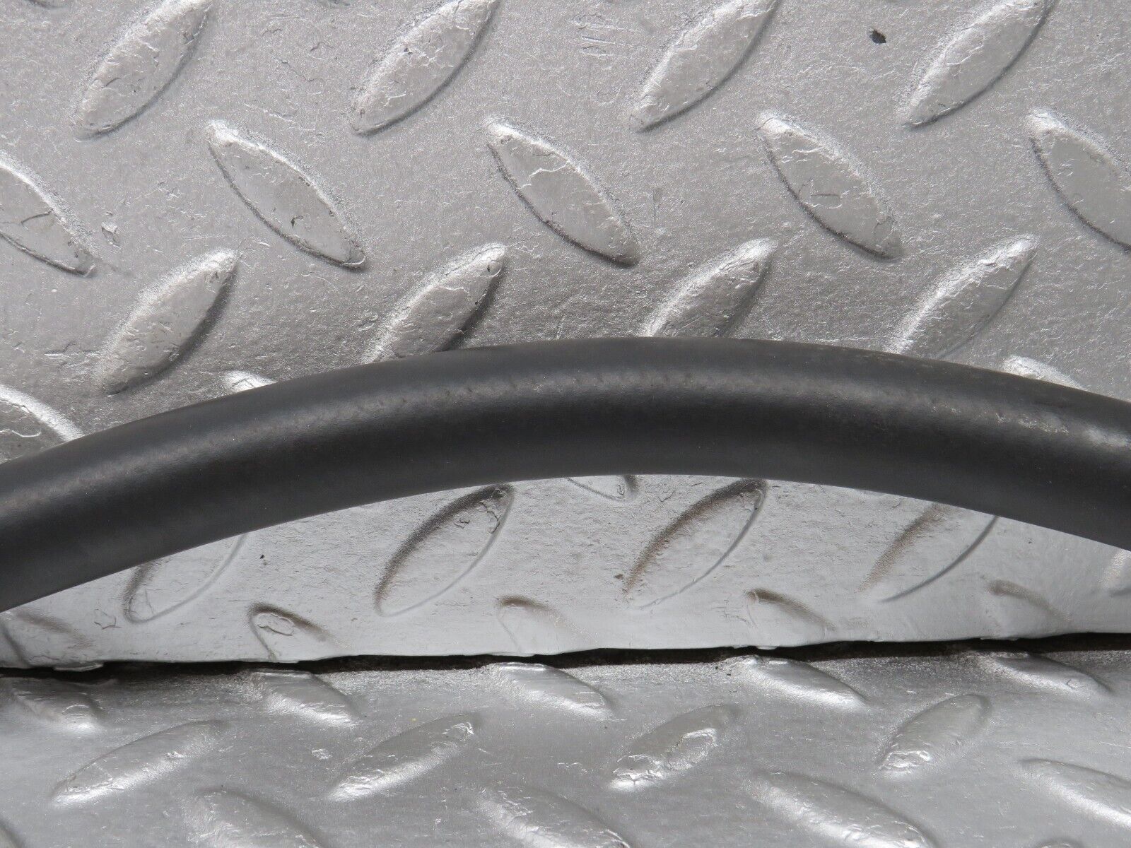 38158 Mercedes-Benz A124 320E Cabriolet Power Steering Hose Pipe 1244663581