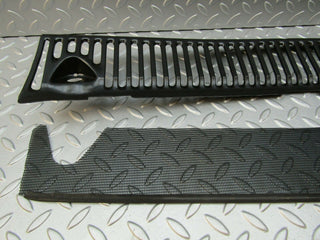 W115 external air ventilation grille used OEM