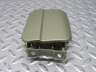 0565 Mercedes-Benz W123 230E Fuel Tank Flap Cap 1235840039