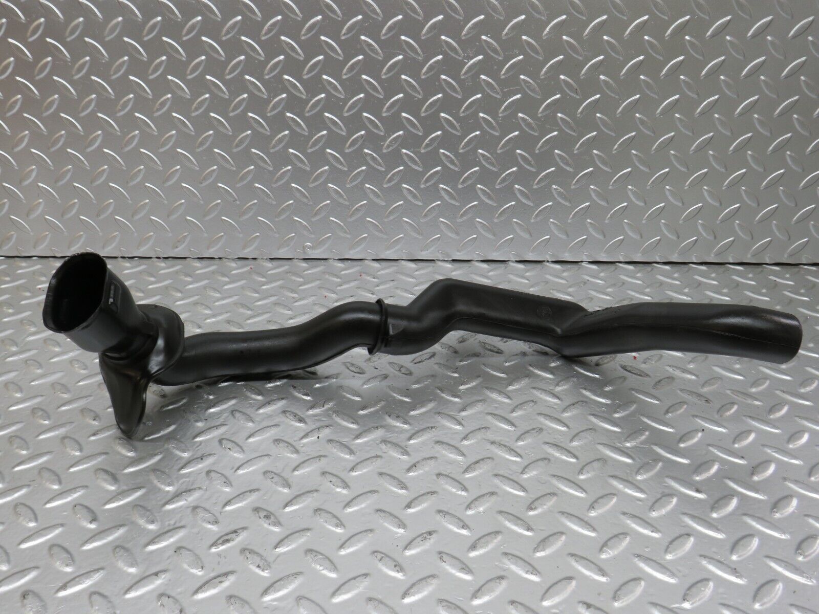 24736 Mercedes-Benz W140 S320 Engine Bay Water Drain Right Side 1406280478