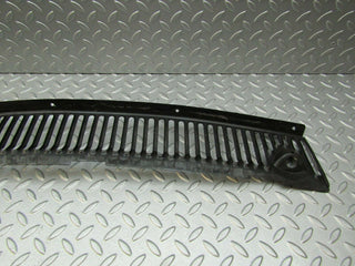 W115 external air ventilation grille used OEM