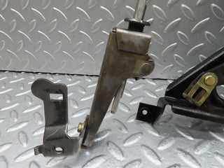 18144 Mercedes-Benz W123 200 Handbrake Regulator