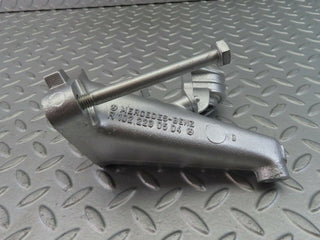 7752 Mercedes-Benz S123 230TE Wagon Engine Mount Bracket Left Side 1022230504