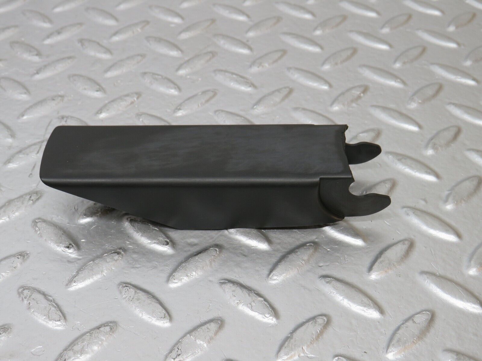 31253 Mercedes-Benz S124 220TE Windscreen Wiper Arm Cover Bosch 1248240349