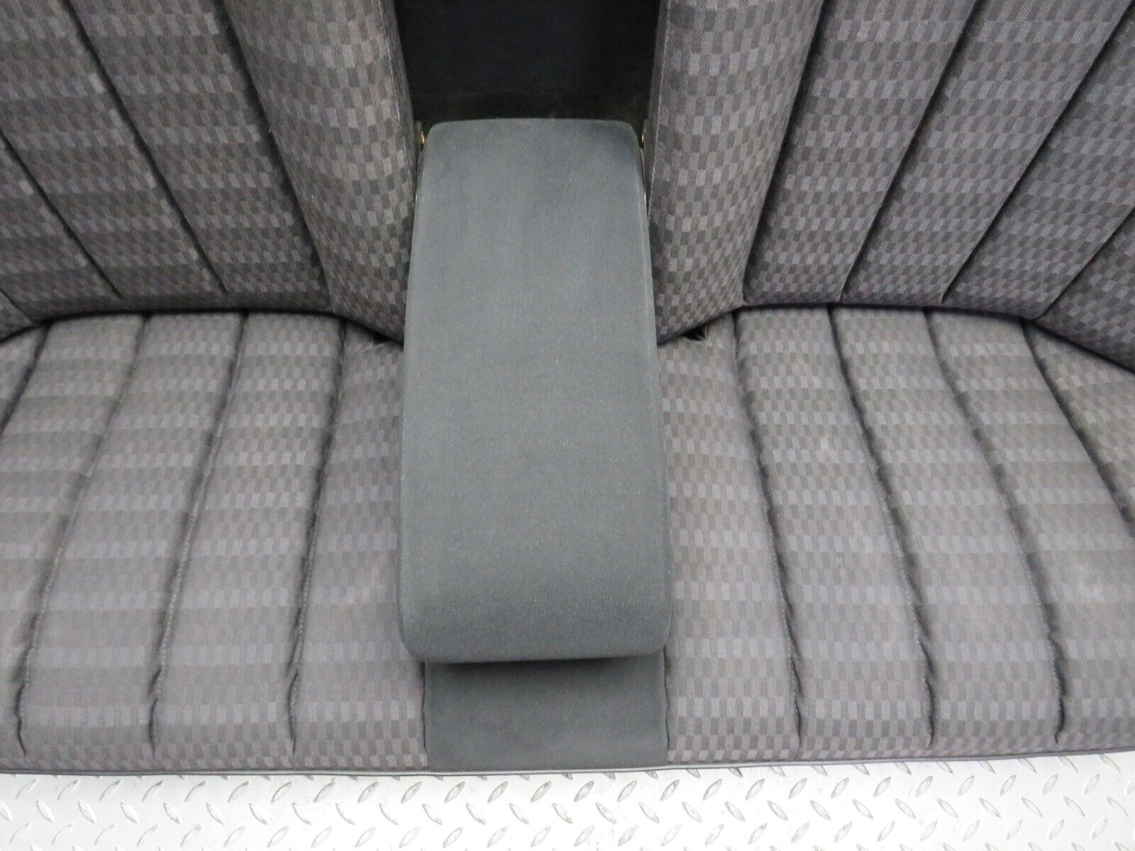 31552 Mercedes-Benz W201 190LE 1.8L Rear Seat Black 2019204130