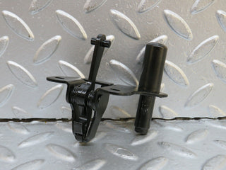 W124 bonnet lock catch used OEM