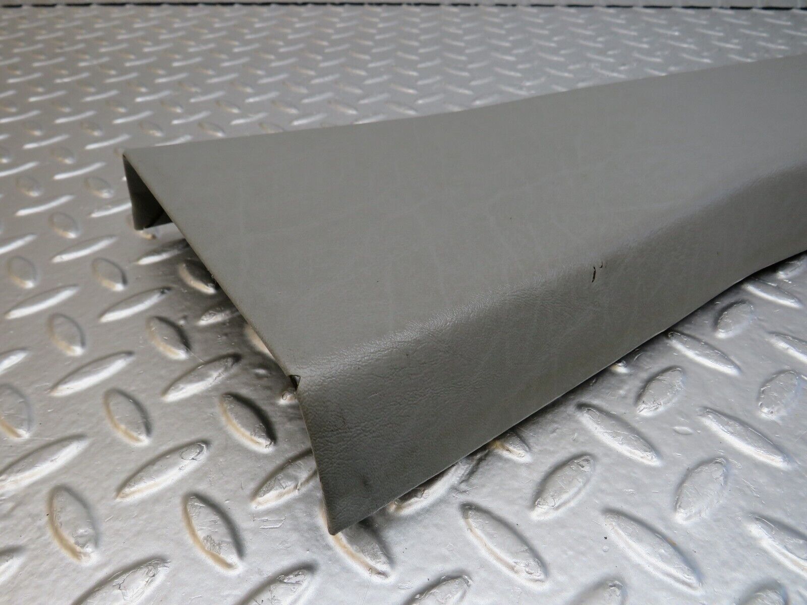33568 Mercedes-Benz W201 190E 2.0L B Pillar Cover Right Side Grey 2016921289