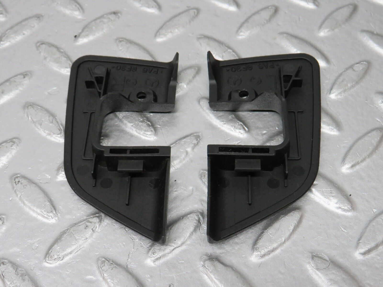 33453 Mercedes-Benz W202 C180 Interior Door Latch Trim Pair