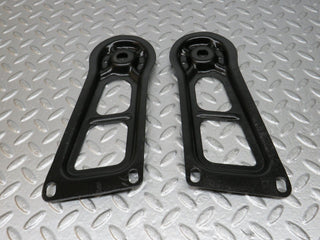 0806 Mercedes-Benz C107 350SLC Coupe Rear Suspension Axle Mounting Bracket