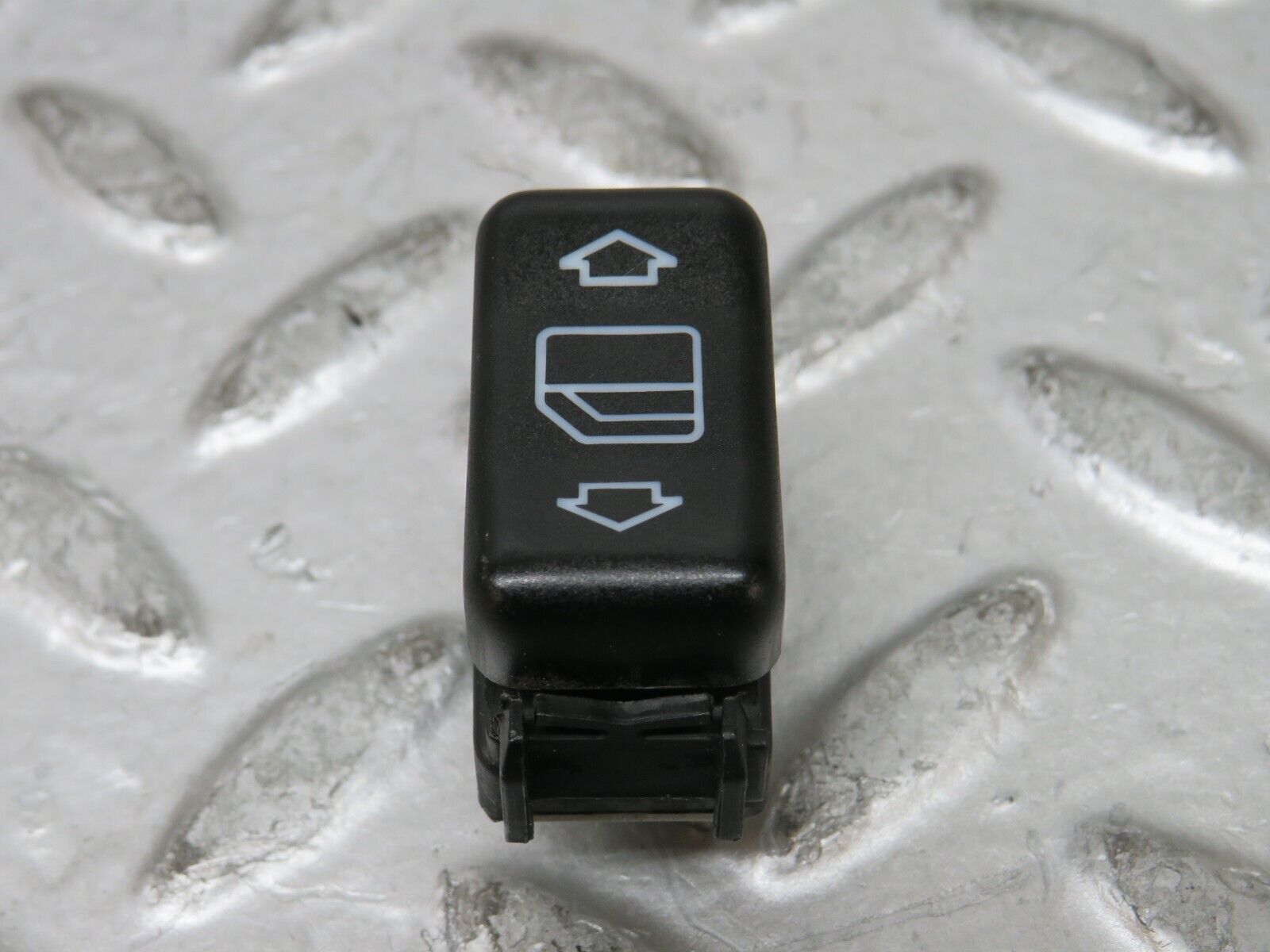 27562 Mercedes-Benz S124 300TE Electric Window Switch Right Side 1248209410