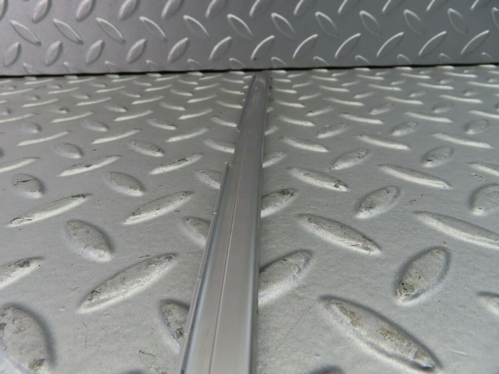 7781 Mercedes-Benz S123 230TE Wagon Door Chrome Window Frame Rear Right