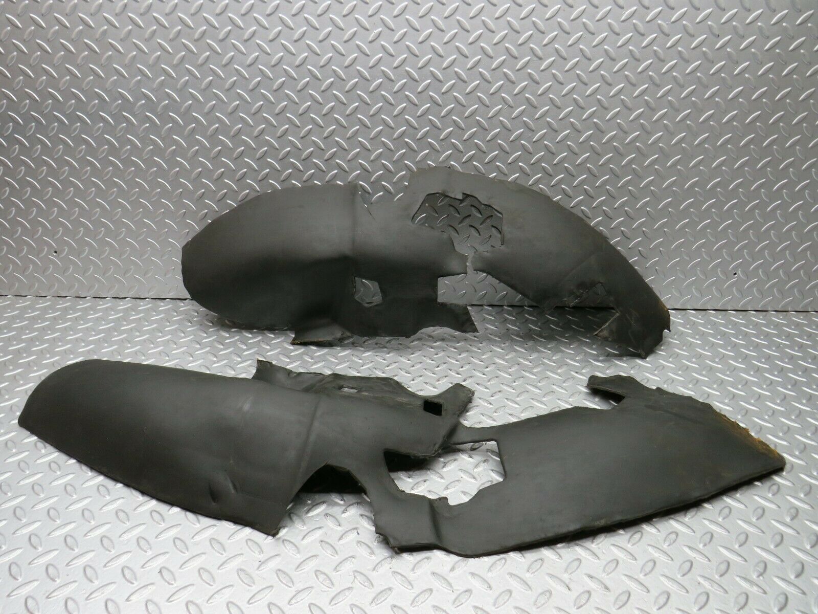 22091 Mercedes-Benz S123 280TE Wagon Rear Wheel Arch Interior Insulation Pair