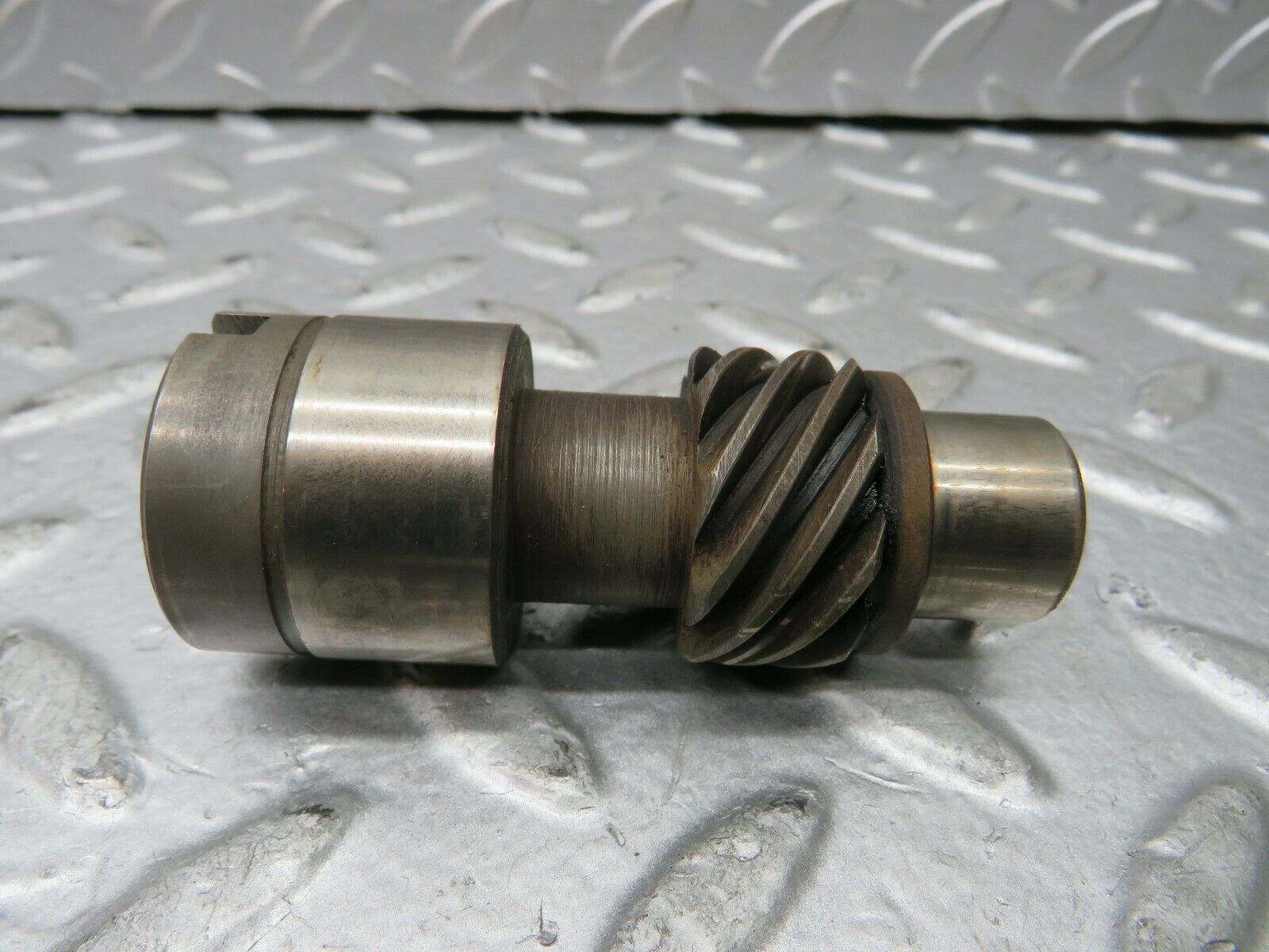 22163 Mercedes-Benz S123 280TE Ignition Distributor Housing 1101580515