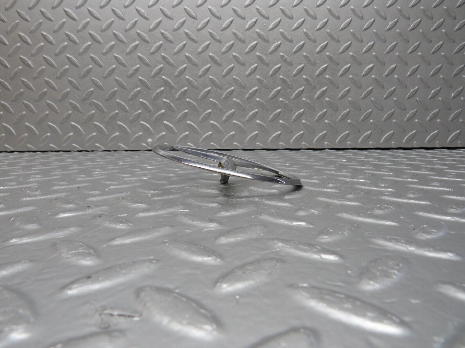 40691 Mercedes-Benz W123 300D Trunk Boot Lid Emblem  1267580058
