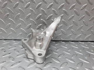 41447 Mercedes-Benz W124 200E Engine Mount Bracket Left Side 1022234104